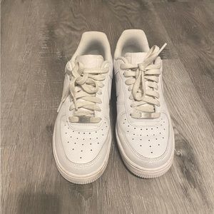 Women’s low top Nike Air Force 1 classics.